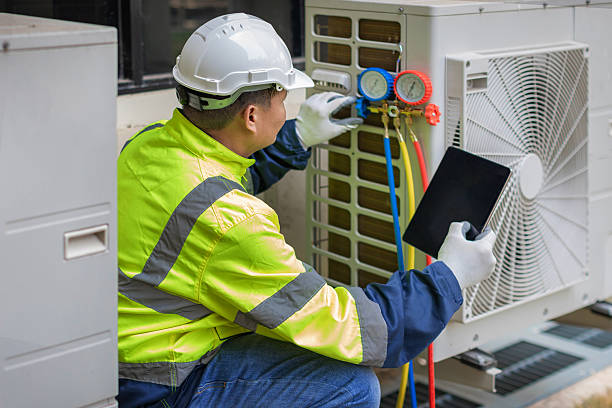 Professional Heat Pump Repair technician working in Mount Crawford, VA